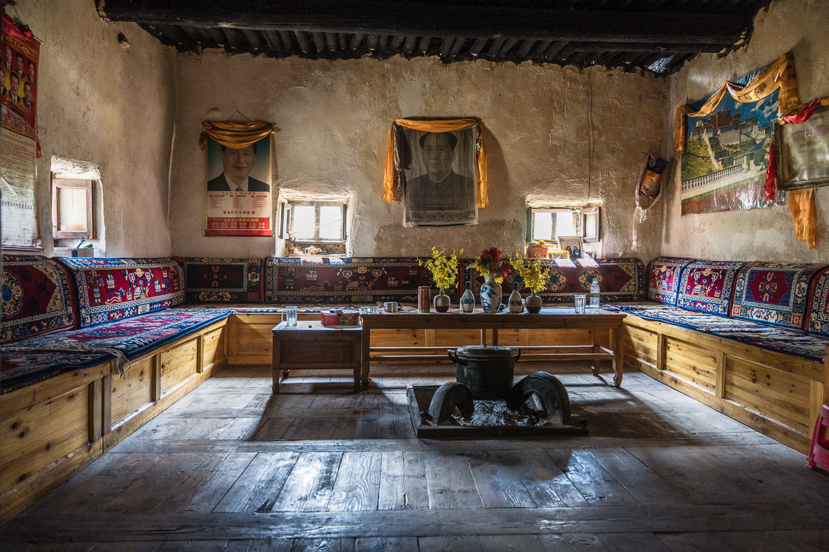Interieur in het Tibetaanse dorp Suopo